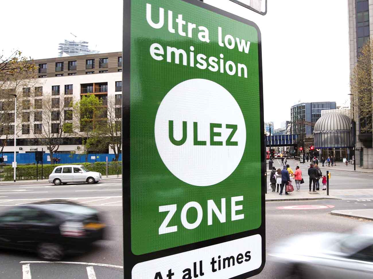 ULEZ green sign