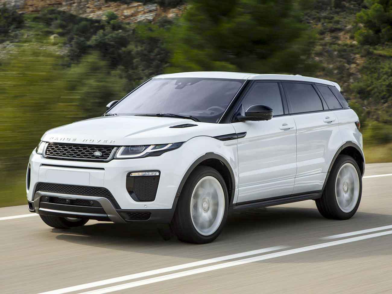 Image of someone driving Land Rover Evoque